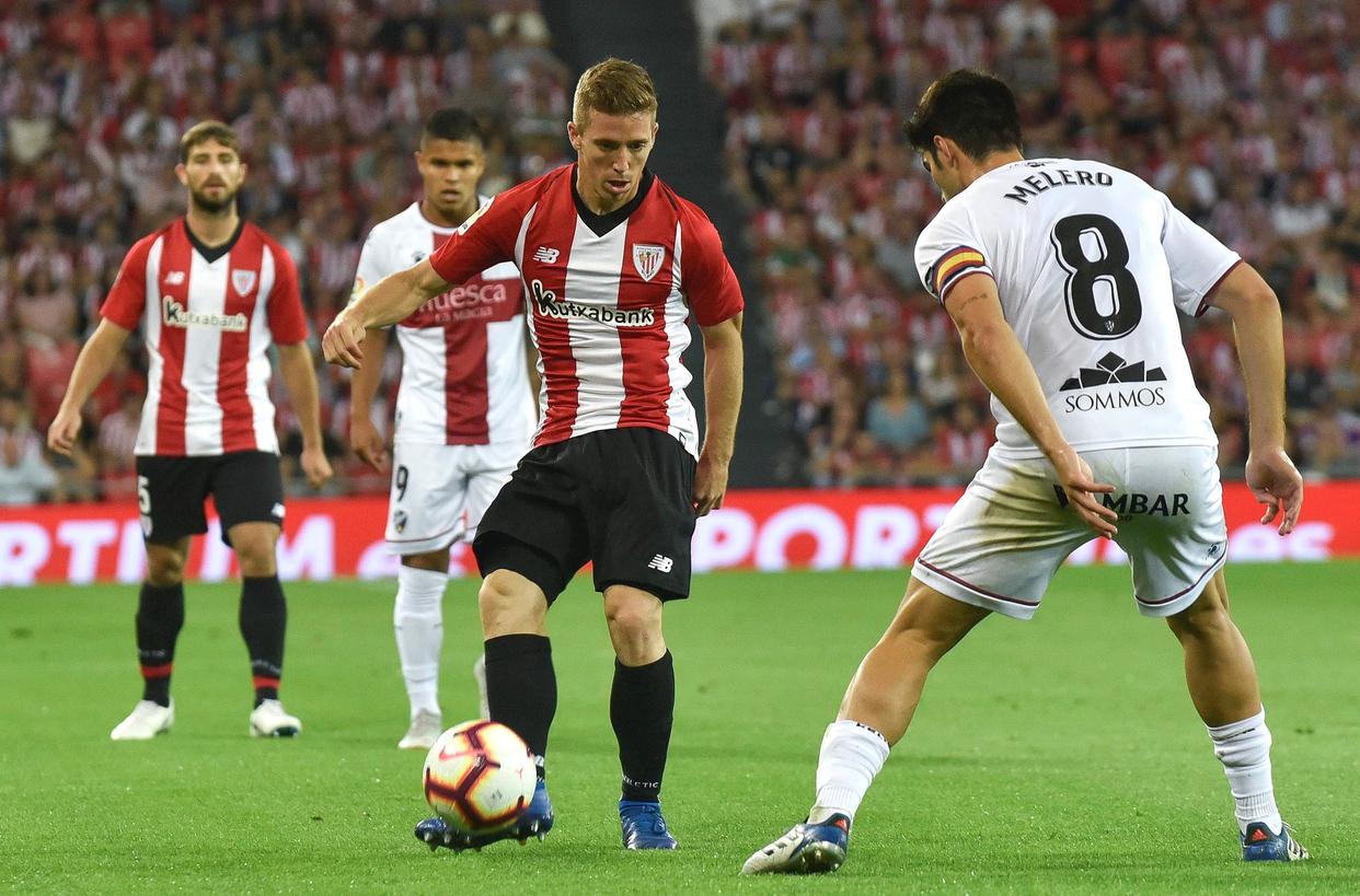 包含阿拉维斯主场负于毕尔巴鄂，将队伍放在危险的词条