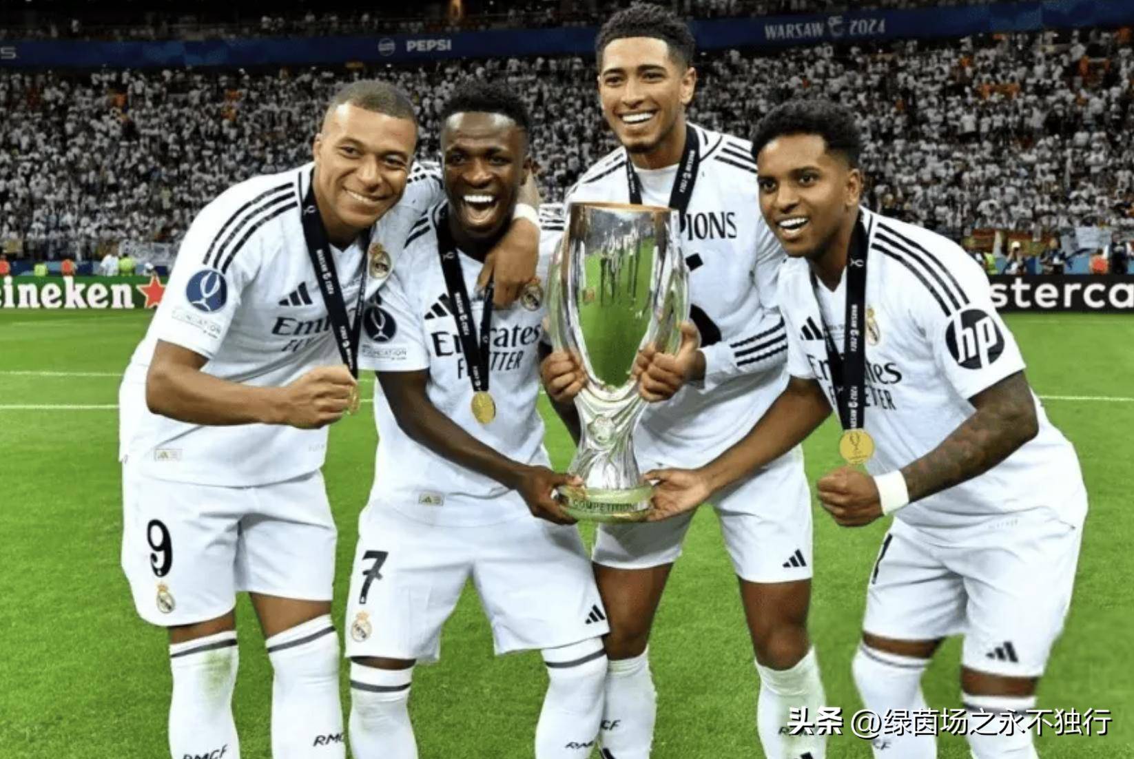 皇马锋线合作默契，中锋传射两球助球队豪取三分的简单介绍