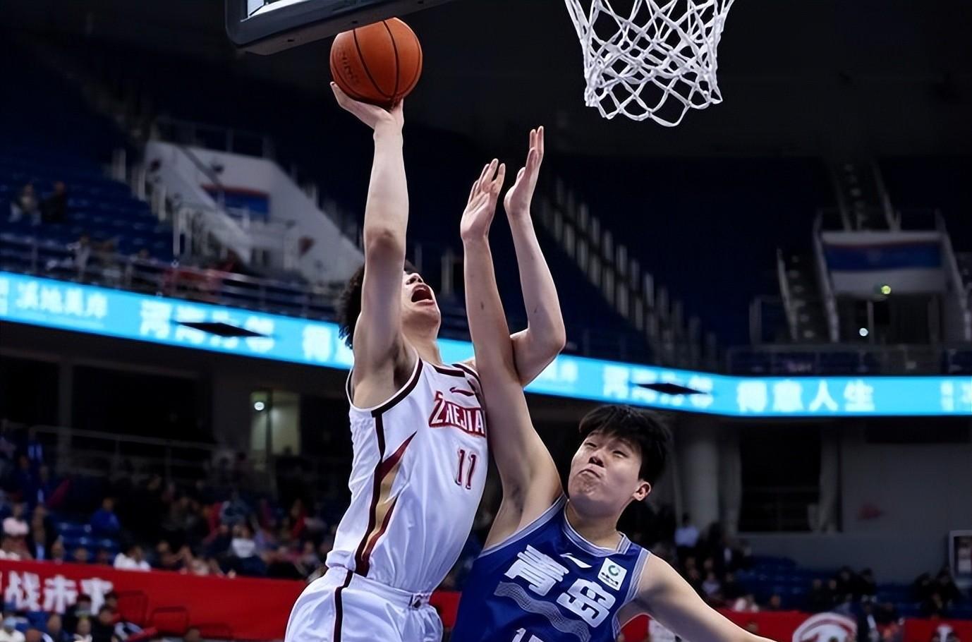 吉林队翻盘浙江队，米切尔带队取胜的简单介绍