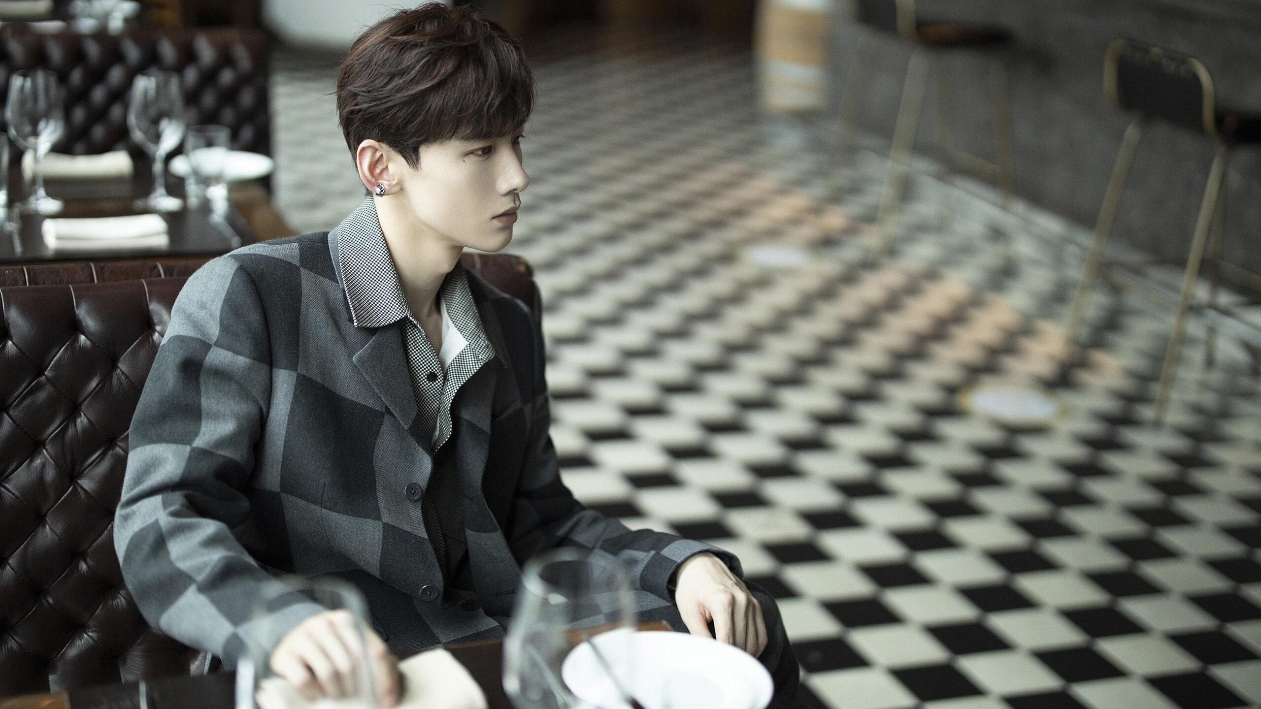 森林法则，当灰熊的利爪锁死鹈鹕的翅膀